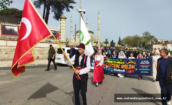 BELEDİYE’DEN ÇOCUKLARA FESTİVAL BELEDİYE’DEN ÇOCUKLARA FESTİVAL
