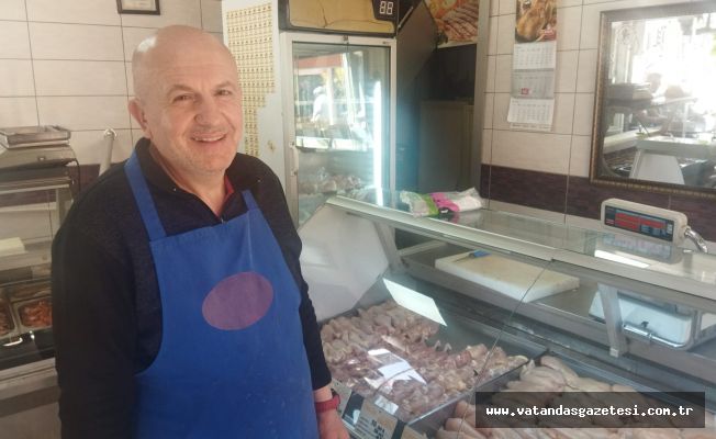 ESNAF ZAM GELMESİNDEN KORKUYOR ESNAF ZAM GELMESİNDEN KORKUYOR