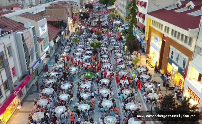 GÜRKAN, "EDİRNE SOFRASI'NDA BULUŞALIM" GÜRKAN, "EDİRNE SOFRASI'NDA BULUŞALIM"