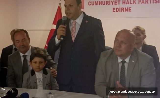 EDİZ ÜN, ADAYLIĞINI AÇIKLADI