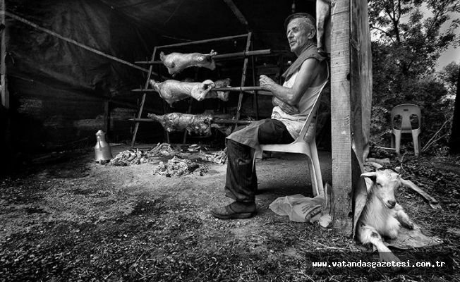 PEHLİVANLARDAN ÖNCE FOTOĞRAFÇILAR YARIŞTI