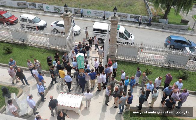 Son yolculuğuna uğurlandı