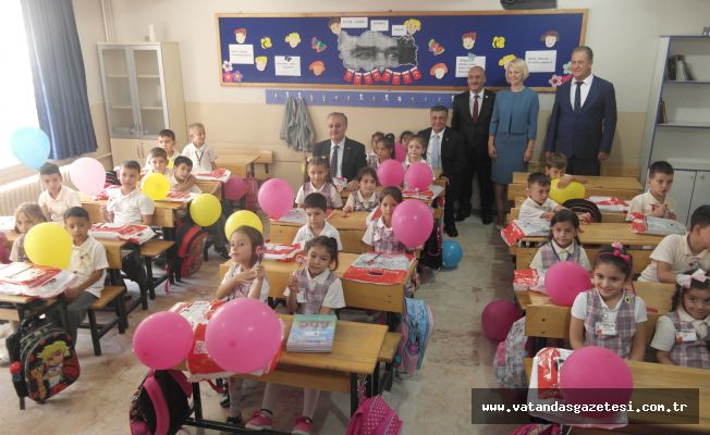 56 BİN ÖĞRENCİ DERS BAŞI YAPTI