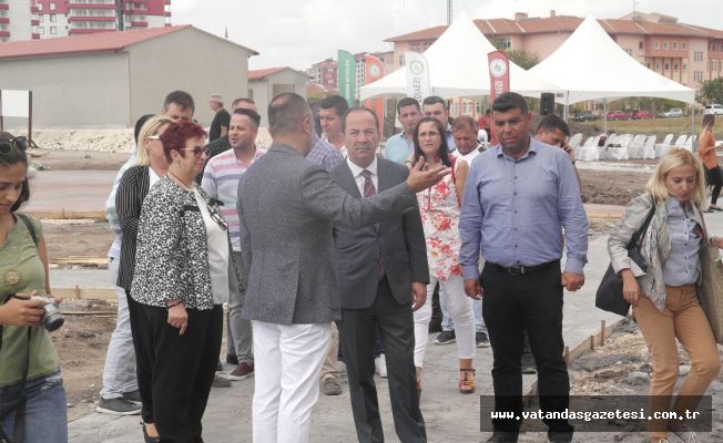 “BÖLGENİN BÜTÜN ÇOCUKLARI İÇİN EĞİTİM KAMPÜSÜ İNŞA EDİYORUZ”