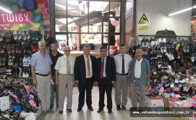 “ESNAFLARIN EN BÜYÜK SORUNU EĞİTİMSİZLİK”