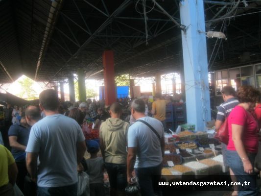 SEMT PAZARLARINA İLGİ BÜYÜK