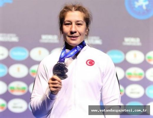 DÜNYA İKİNCİSİ OLDU