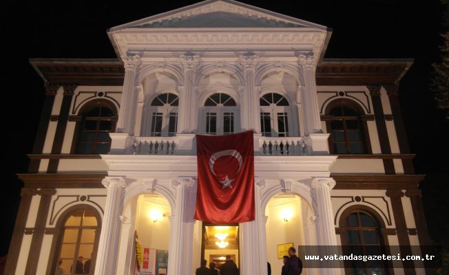 MÜZİSYENLER 5 SENE SONRA EVLERİNE DÖNDÜ