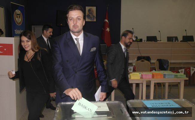 “YÜZÜNÜ HALKA DÖNEN BİR BARO OLUŞTURMAK İSTİYORUZ”