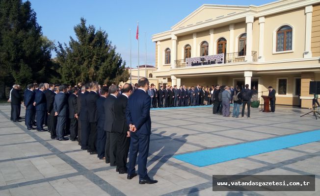 KARŞILAMA TÖRENİNDE, ‘YÖNETİŞİM’ MESAJI