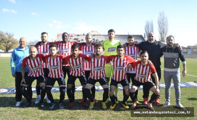 LİDERLİK YOLUNDA EMİN ADIMLARLA