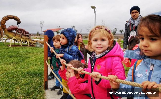 MÜZEYİ MİNİKLER ZİYARET ETTİ