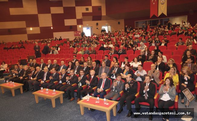 “OSMANLI MEDENİYETİNİ KURAN ASLINDA EDİRNE SARAYI'DIR”