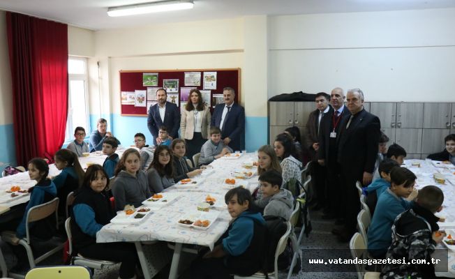 BİLİNÇLİ ÖĞRENCİLERDEN OBEZİTEYE SAVAŞ!