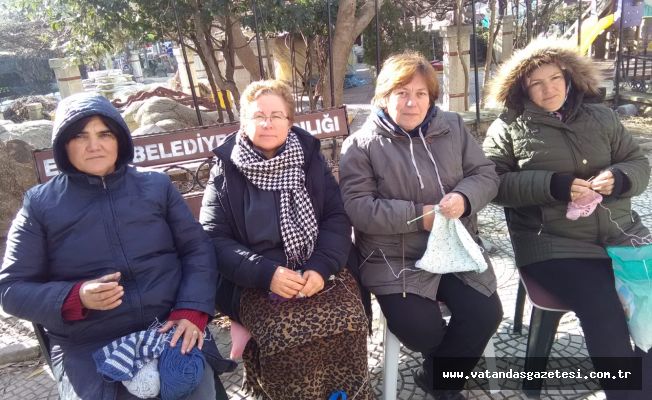 EMEK PAZARI BAYANLARIN TOPLANTI YERİ