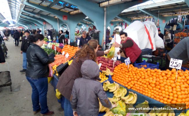 FİYATLAR DÜŞTÜ PAZAR HAREKETLENDİ