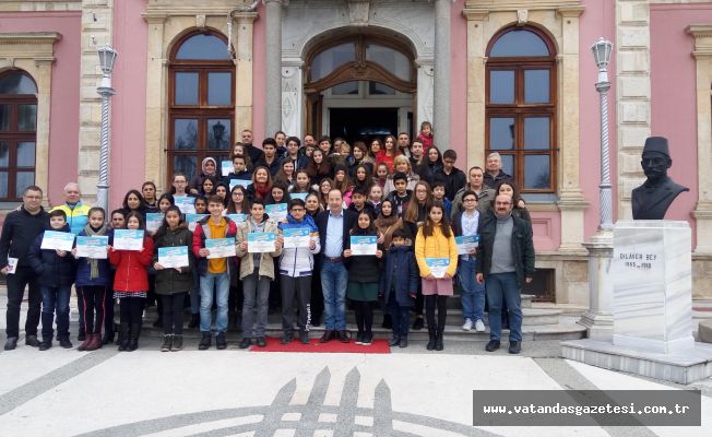‘GELECEĞİN REHBERLERİNE’ BAŞKAN’DAN BÜYÜK JEST!