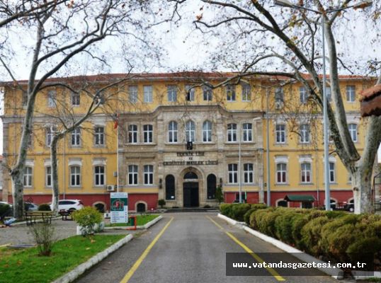 SANAT OKULLARI ARANAN ELEMAN YETİŞTİRİYOR