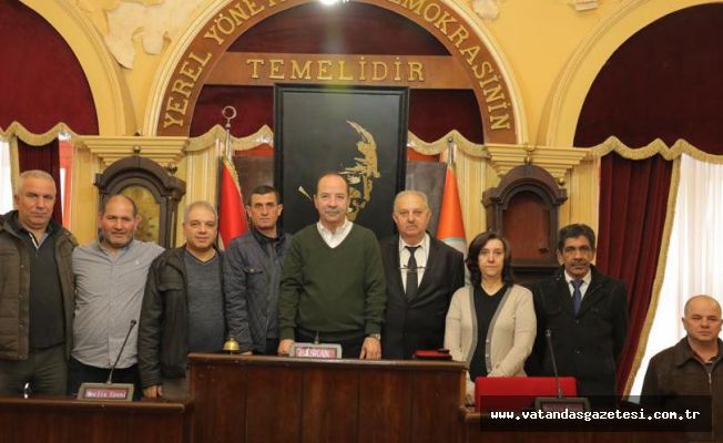 BELEDİYE EMEKTARLARI ÖDÜLLENDİRİLDİ