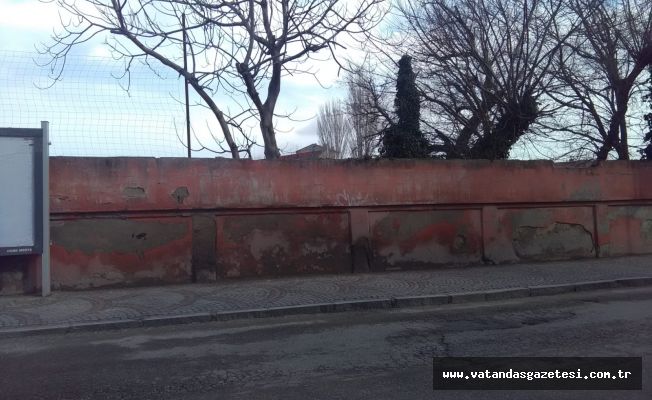 BU ÇİRKİN GÖRÜNTÜLER KAPATILMALI