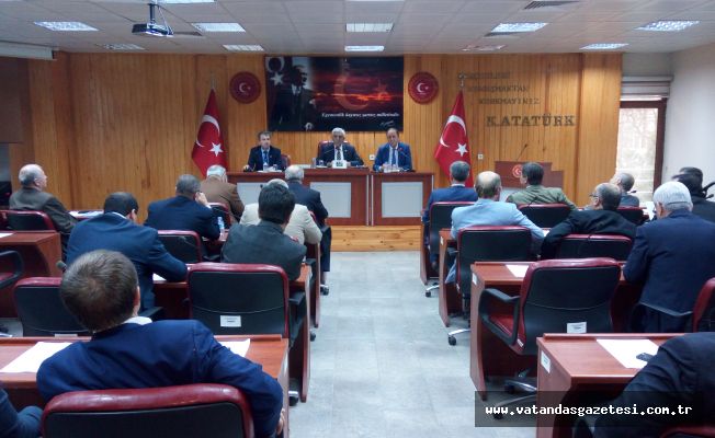 ORTAK SORUN: FİNANS!