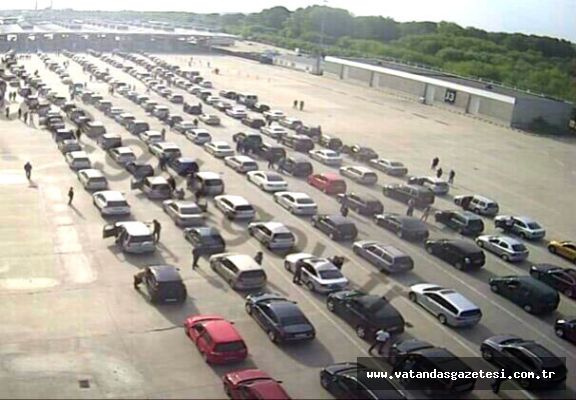 AKIN AKIN GELİYORLAR!