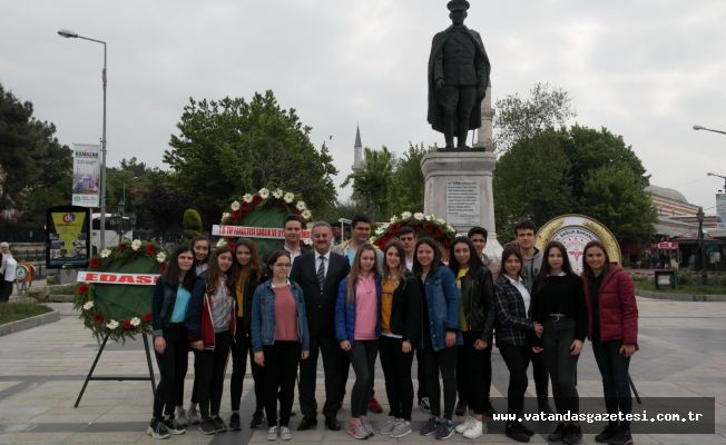 EBELER VE HEMŞİRELER HAFTASI KUTLANDI
