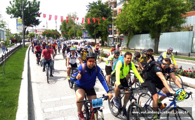 GELENEKSEL ORGANİZASYONA YOĞUN İLGİ