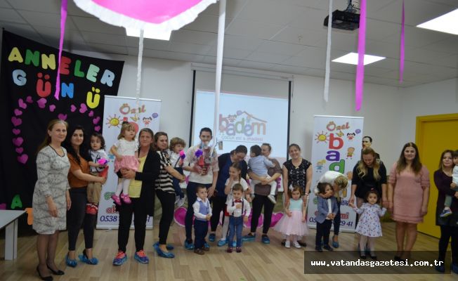 MİNİKLERDEN ANNELER GÜNÜ SÜRPRİZİ