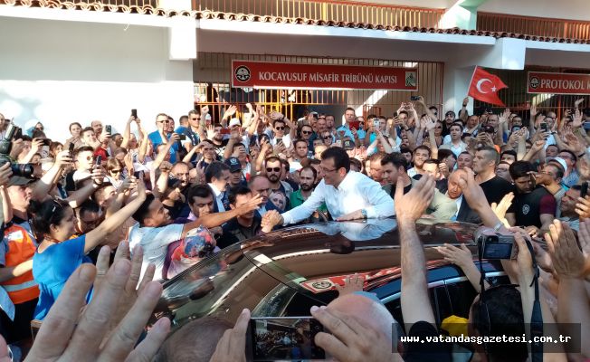 İMAMOĞLU’NA SEVGİ SELİ!