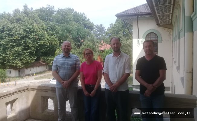 İLK YÜKSEK LİSANS MEZUNUNU VERDİ