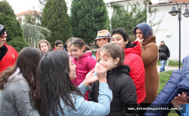 OKUMUŞ İNSAN HALKIN YANINDADIR!