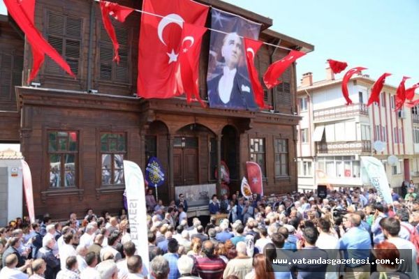 75 BİN KİŞİ ZİYARET ETTİ