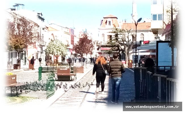 İŞİ OLAN DA VAR, KEYFİ GEZEN DE!