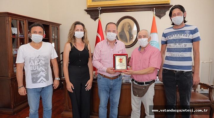 GAZETECİLERDEN GÜRKAN'A TEŞEKKÜR