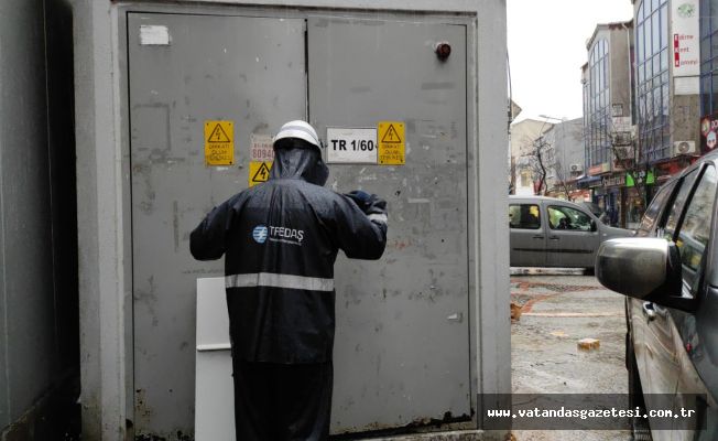 DÜKKANLAR KARANLIĞA GÖMÜLDÜ!