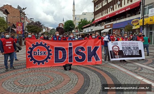 DİSK, SAĞLIKLI GÜVENCELİ VE  İNSANCA BİR YAŞAM İÇİN SOKAĞA İNDİ