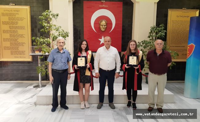 DERECEYE GİREN ÖĞRENCİLER ÖDÜLLENDİRİLDİ