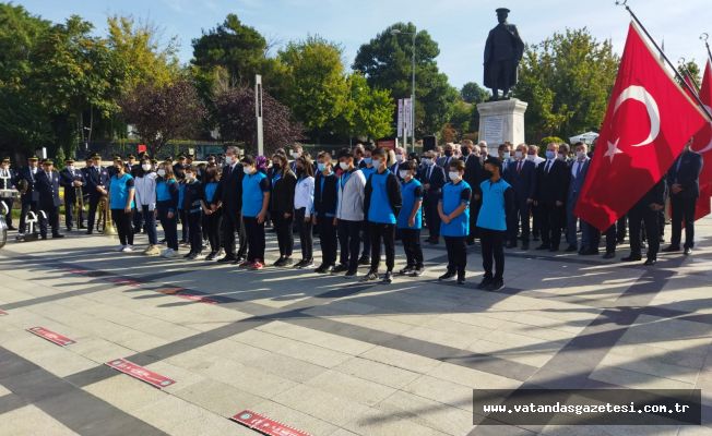 İLKÖĞRETİM HAFTASI TÖRENLE KUTLANDI