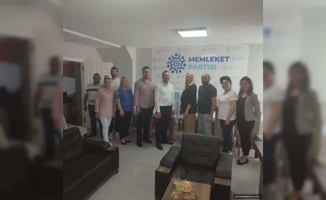 MEMLEKET PARTİSİ’NDEN ‘DEMOKRASİ’ ŞÖLENİ