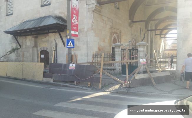 TARİH VE KÜLTÜR KENTİNE YAKIŞMAYAN RESTORE ÇALIŞMASI