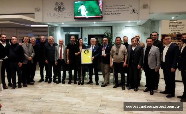 ROTARY’DEN EDİRNELİ İKİ KADINA BAŞARI ÖDÜLÜ