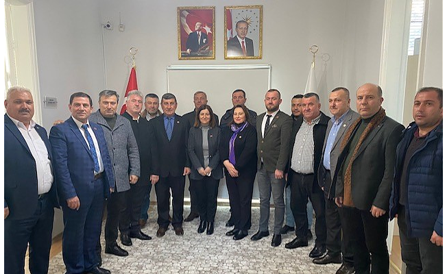 AKSAL MUHTARLARLA BİR ARAYA GELDİ