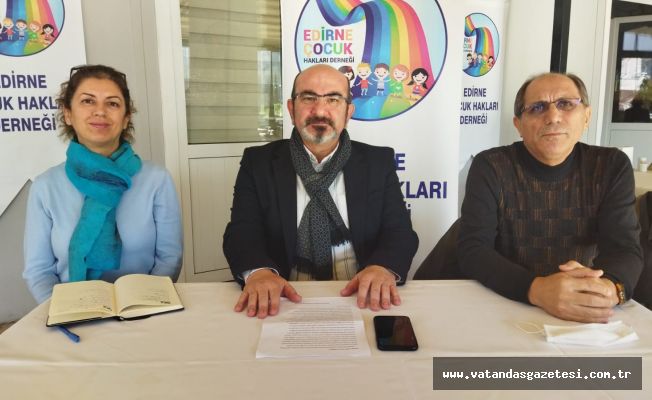 “ÇOCUKLAR” REKLAM NESNESİ DEĞİLDİR!