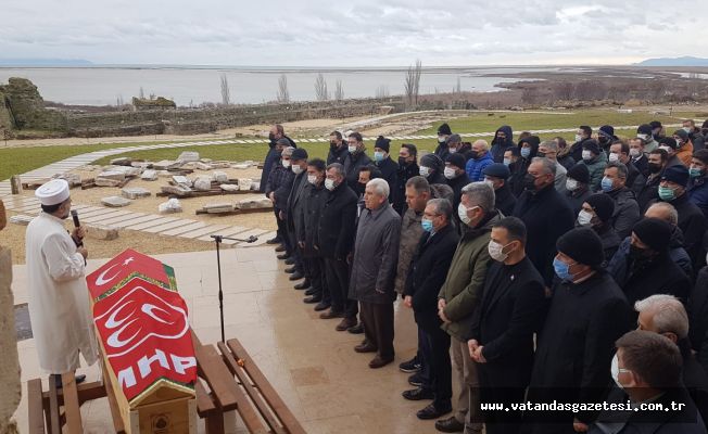 MHP İLÇE BAŞKANI AKGÜL, SON YOLCULUĞUNA UĞURLANDI