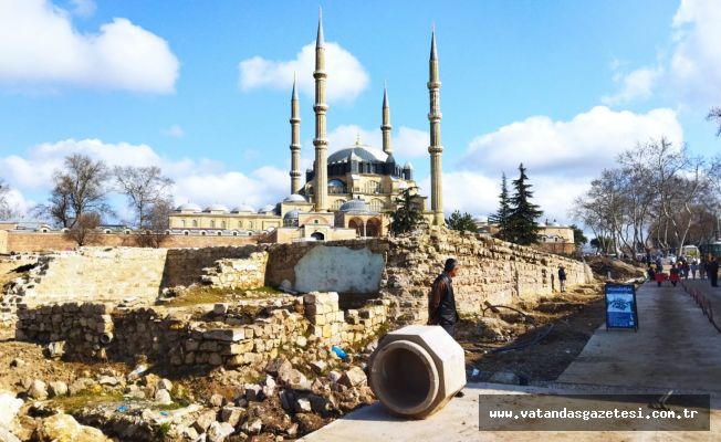 ÇAKIRLAR’DAN SELİMİYE MEYDANI ELEŞTİRİSİ