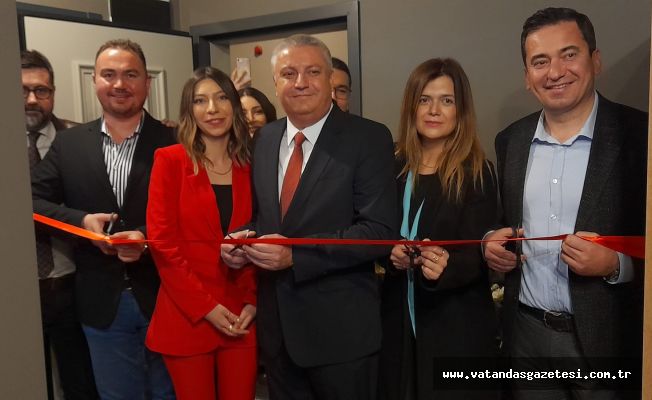 AVUKAT İREM TUNA'NIN OFİS AÇILIŞI TÖRENLE YAPILDI