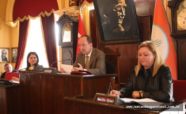 GÜNLÜK ORTALAMA 173 TON ÇÖP TOPLANARAK, DEPOLANIYOR