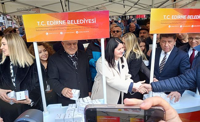 BAŞKAN, KANDİL SİMİDİ DAĞITTI