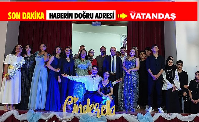 İNGİLİZCE TİYATRO GÖSTERİSİ